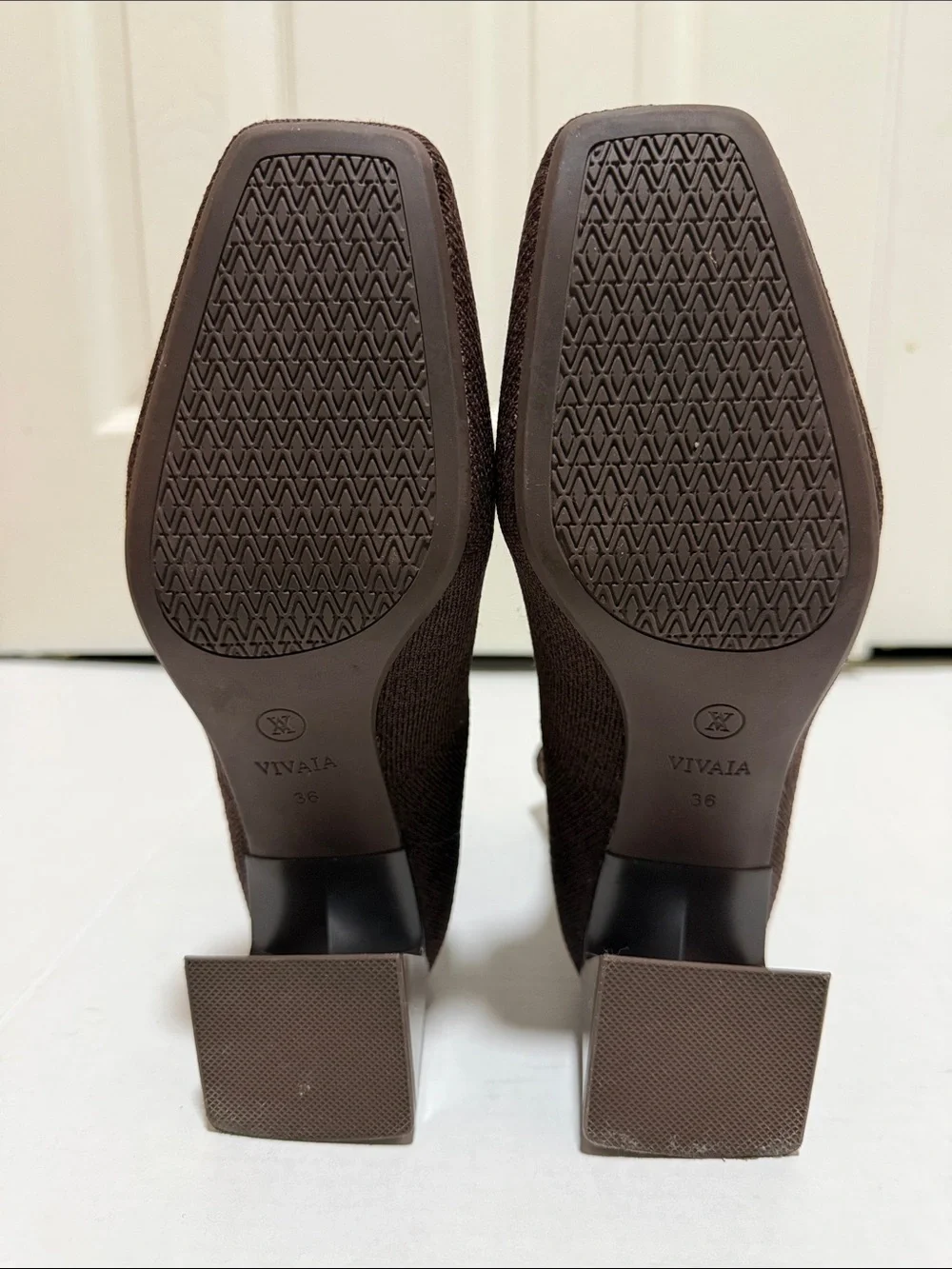 Vivaia Regina Pro Bootie Dark Chocolate - Size 36 (5.5-6)